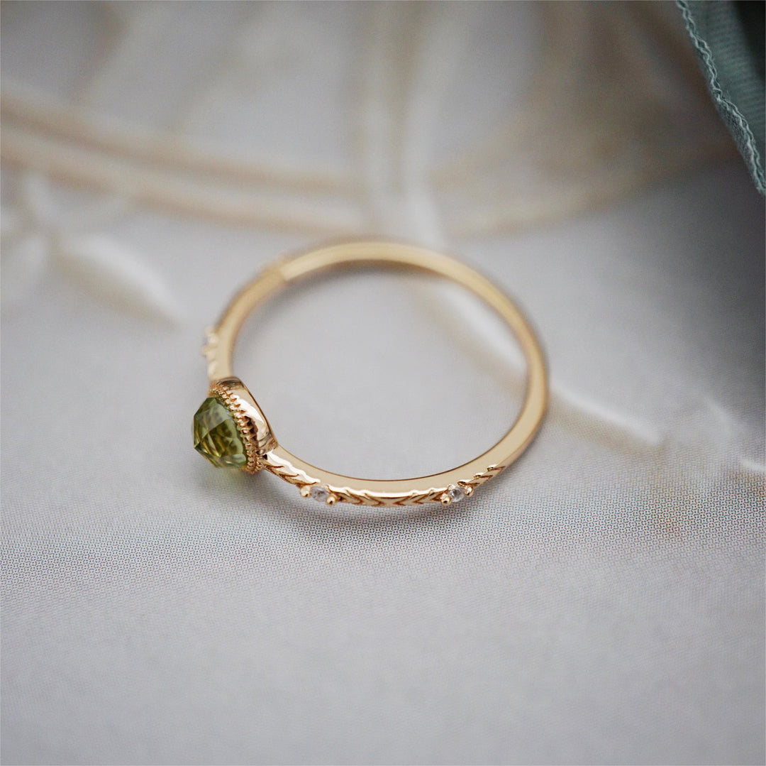 Olivenorma Natural Round Cut Green Peridot Ring - image 12