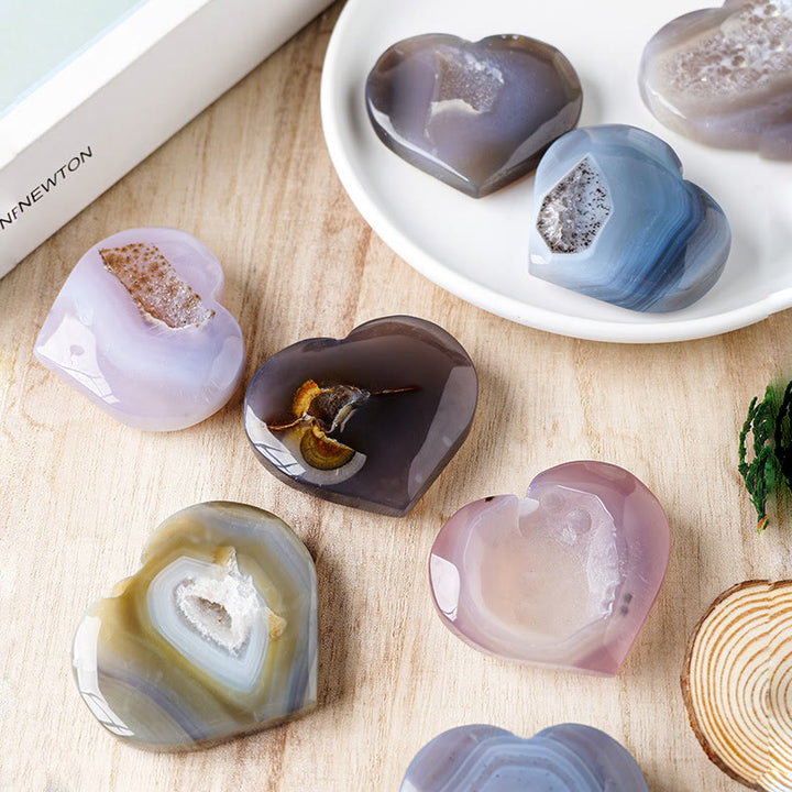 Olivenorma Natural Color Agate Geode Play Stone Crystal Heart - image 4