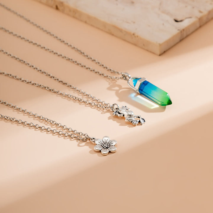 Olivenorma Electroplated Color Artificial Crystal Frog Flower Pendant Necklace Set - image 3