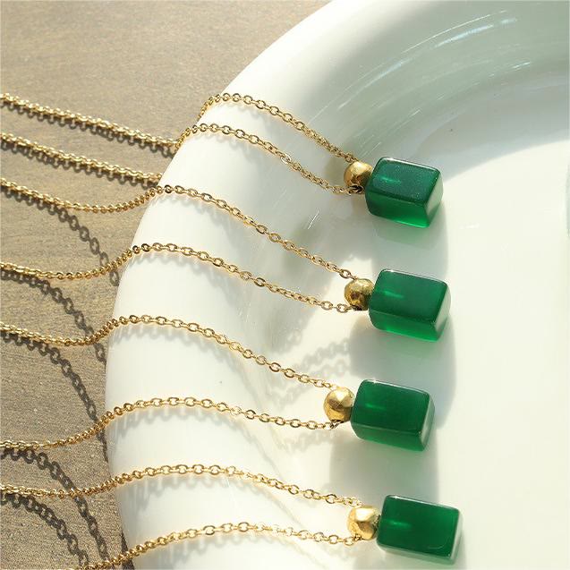 Olivenorma Emerald Green Aventurine Peridot Pendant Beaded Necklace - image 5
