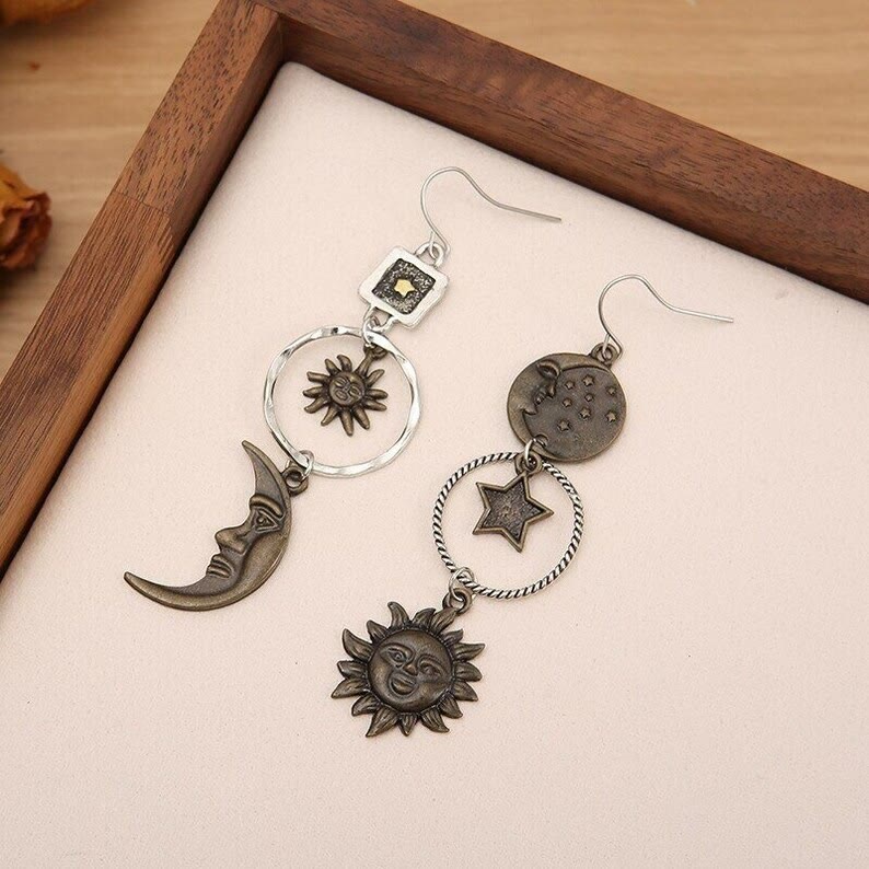 Olivenorma Face Sun Moon Pendant Earrings Bohemian Earrings - image 1