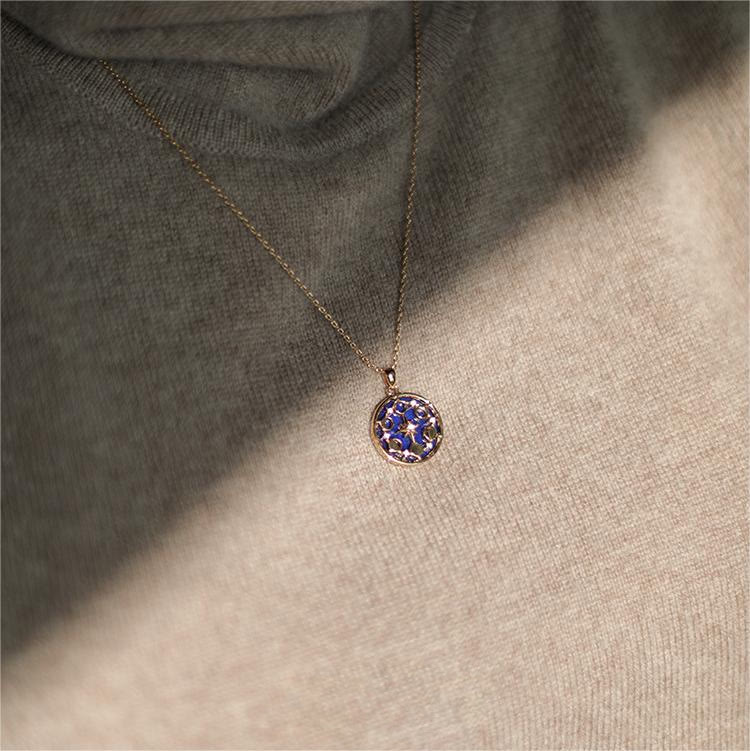 Olivenorma Lapis Lazuli Moon Phase Eight Awn Star Necklace - image 3
