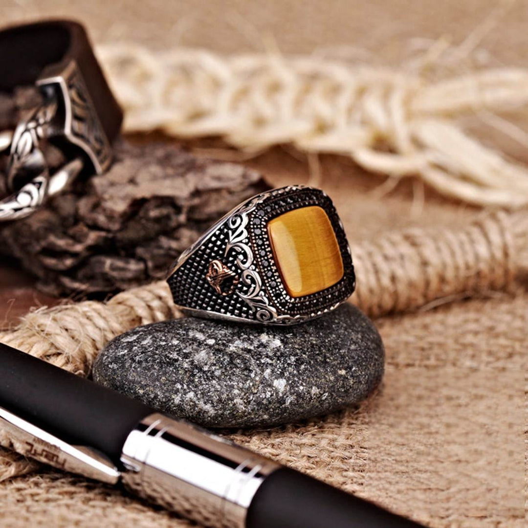 Olivenorma Metal Engraved Tiger Eye Men's Ring - image 4