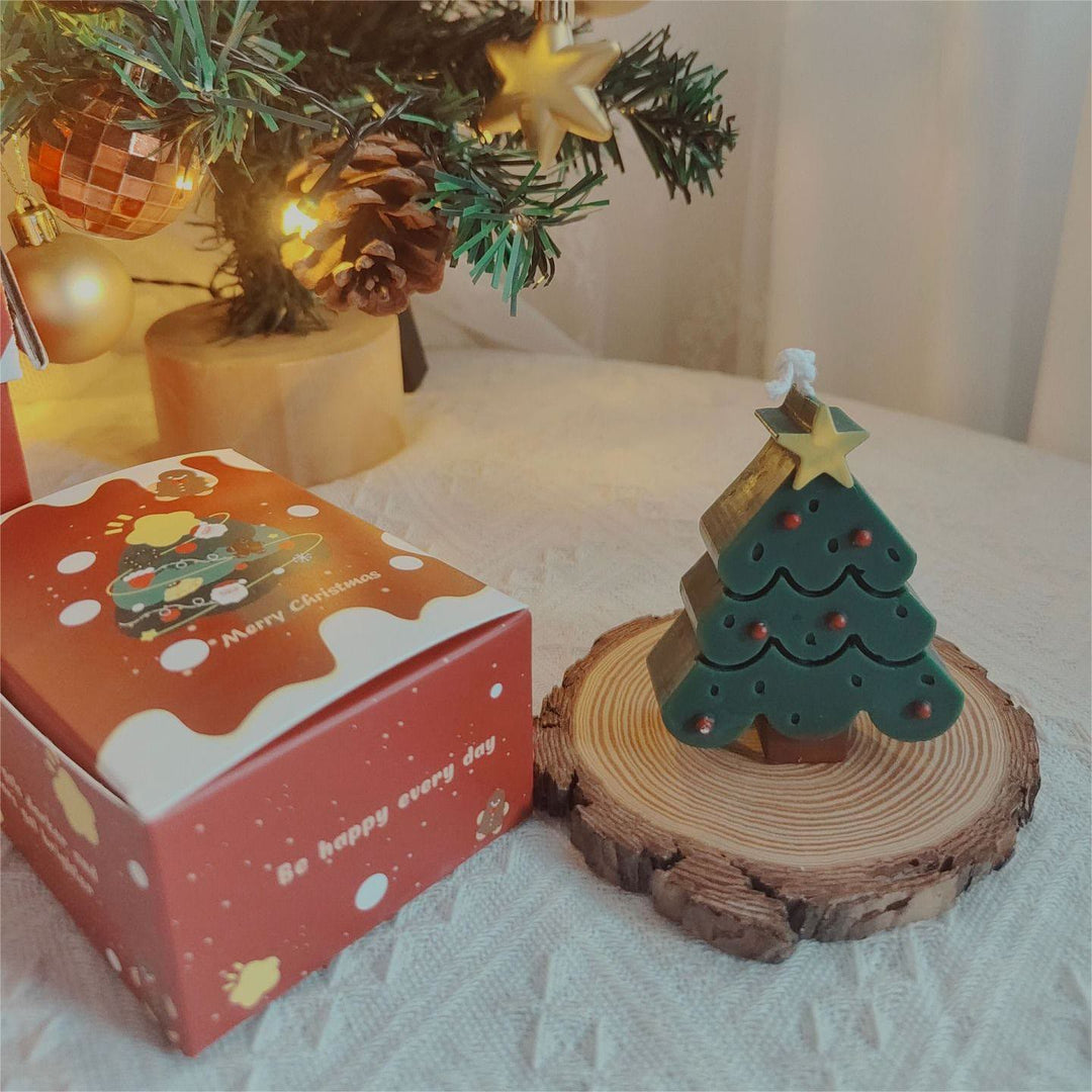 Olivenorma Carved Christmas Tree Candle - Cartoon Christmas Tree-8*6.5*2.5cm - image 1