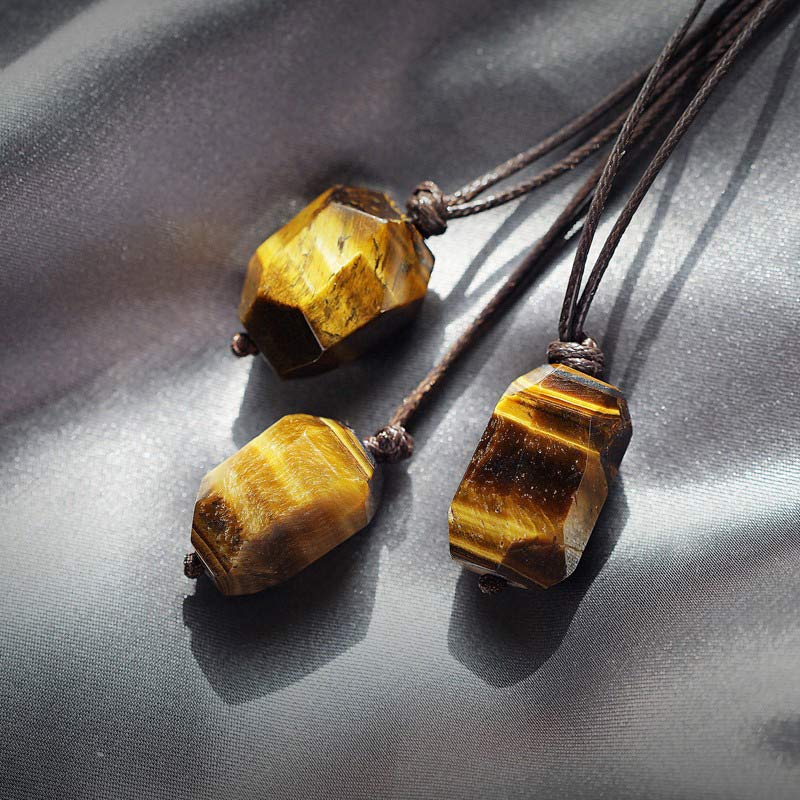 Natural Tiger Eye Protection Gemstone Neclace - image 1
