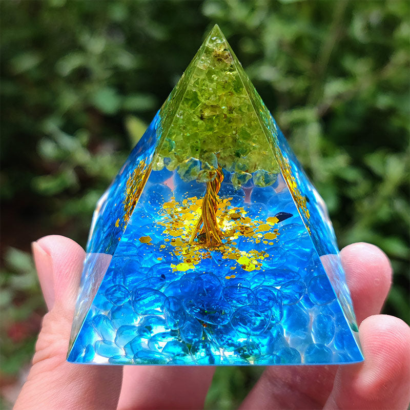 Olivenorma Kyanite with Peridot Tree Of Life Orgone Pyramid - 10*10cm - YES PLEASE $8 - image 0