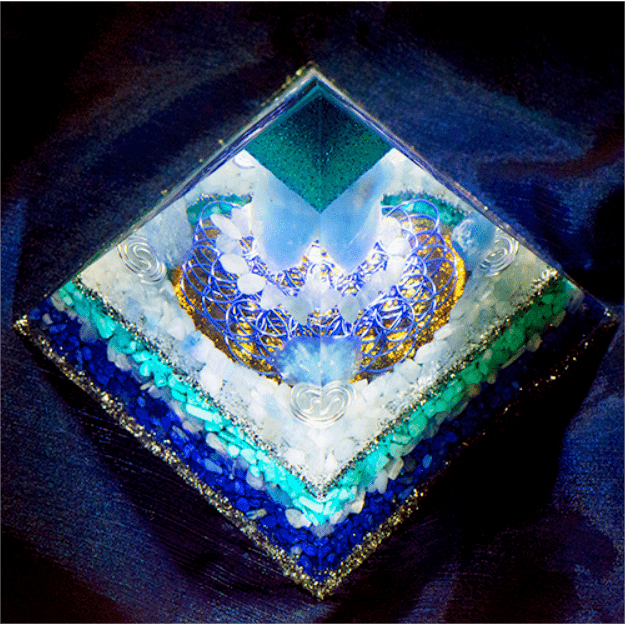 Olivenorma Clean Spirit-Aquamarine Crystal Tower Orgone Pyramid - image 2