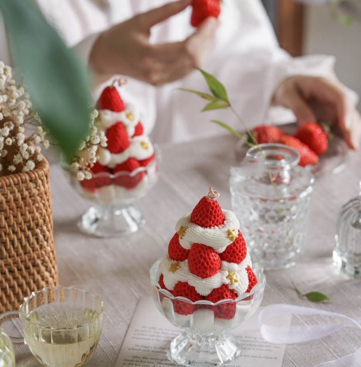 Olivenorma Christmas Santa Claus Snowman Elk Cup Candle - Strawberry Tower-9*15cm - image 13