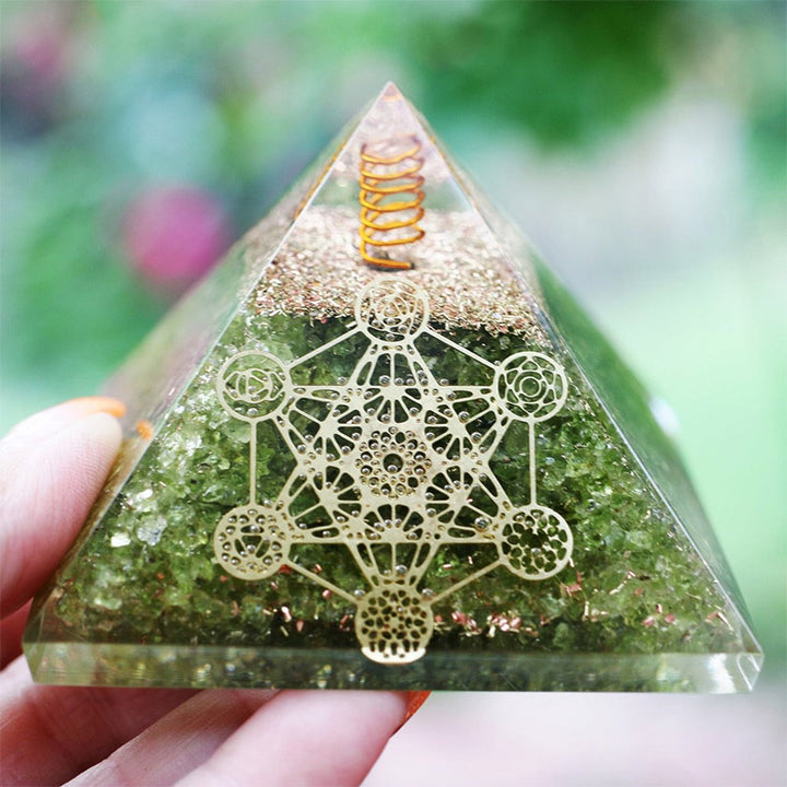Olivenorma Peridot Metatron's Cube Orgone Pyramid - Peridot&Clear Crystal - YES PLEASE $8 - image 0