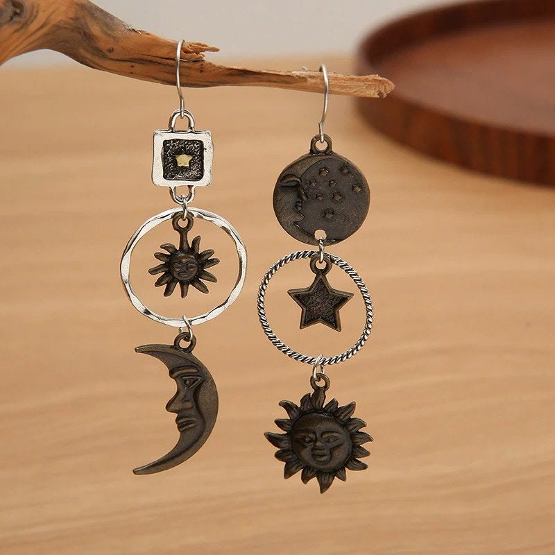 Olivenorma Face Sun Moon Pendant Earrings Bohemian Earrings - image 2