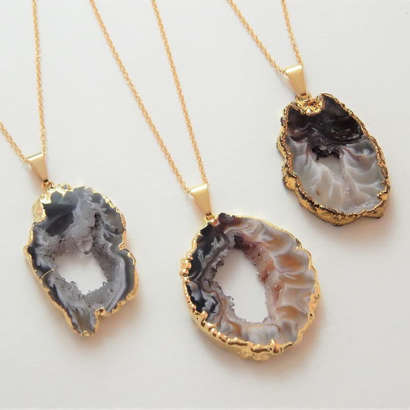 Olivenorma Natural Agate Geode Necklace - image 1