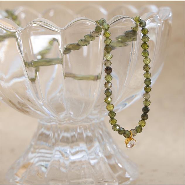 Olivenorma Emerald Green Aventurine Peridot Pendant Beaded Necklace - image 9