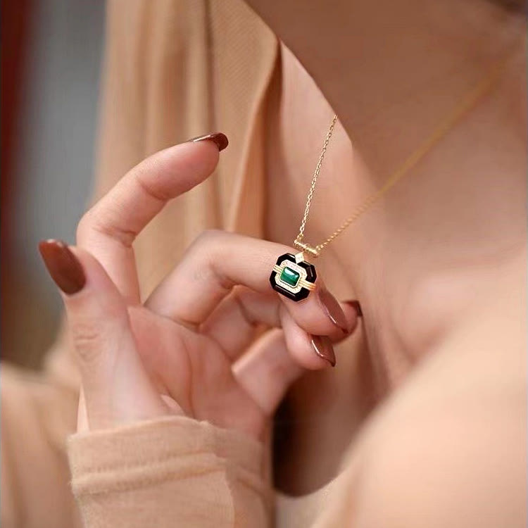 Olivenorma "Beyond the Oasis" Emerald Vintage Necklace - image 4