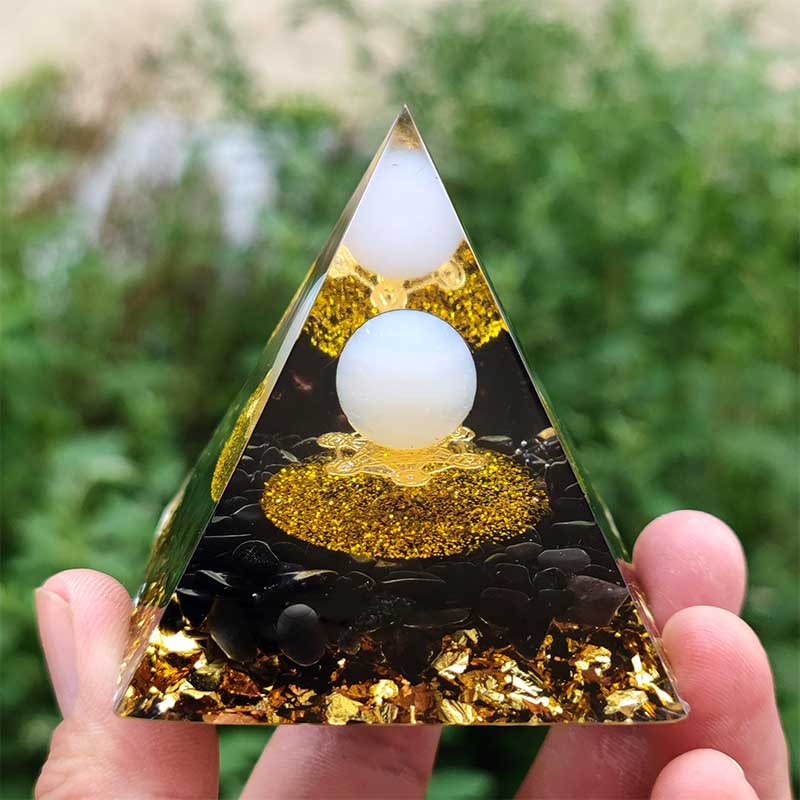 Olivenorma White Agate Sphere with Obsidian Orgone Pyramid - 10*10cm - YES PLEASE $8 - image 0