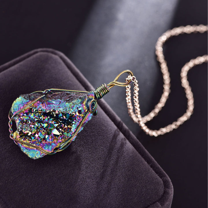 Olivenorma Natural Labradorite Irregular Stone Geode Necklace - image 4