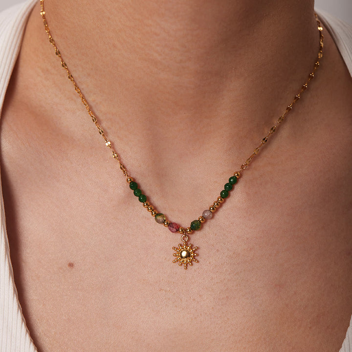 Olivenorma Emerald Labradorite Sun Stone Pendant Beaded Necklace - image 5