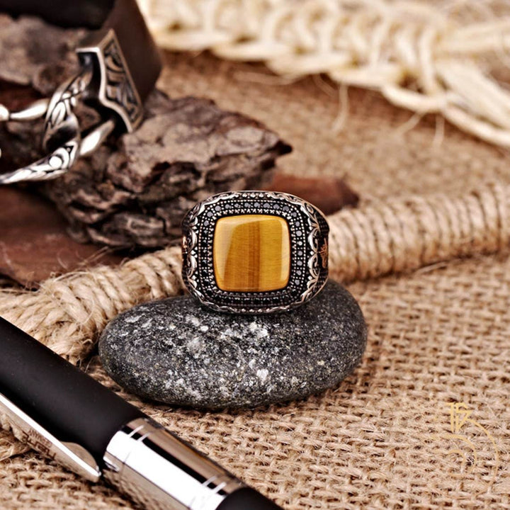 Olivenorma Metal Engraved Tiger Eye Men's Ring - image 3