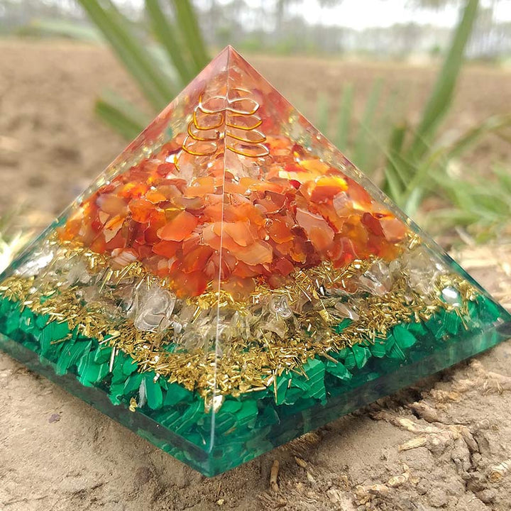 Olivenorma Clear Quartz Pillar With Malachite Orgone Pyramid - YES PLEASE $8 - image 0