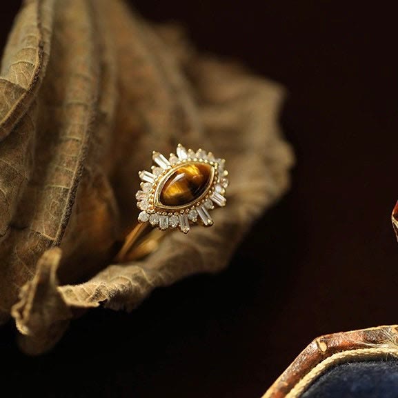 Olivenorma Natural Tiger Eye Vintage 18K Gold Ring - 9 - image 0