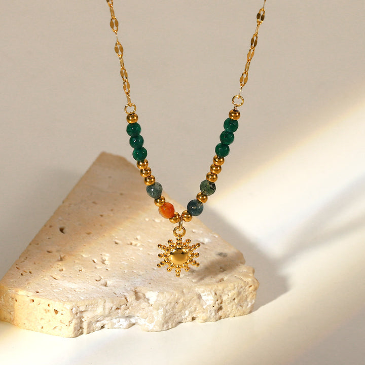 Olivenorma Emerald Labradorite Sun Stone Pendant Beaded Necklace - image 9
