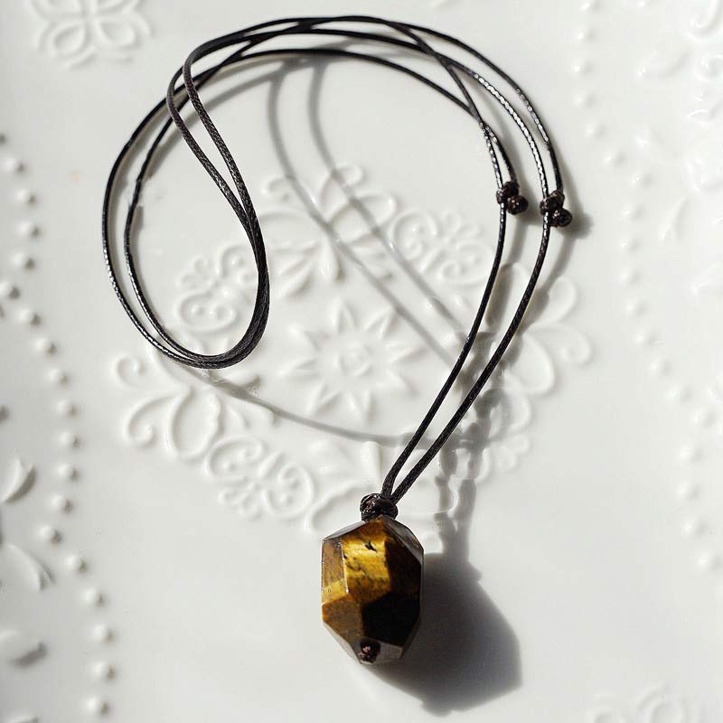 Natural Tiger Eye Protection Gemstone Neclace - image 3