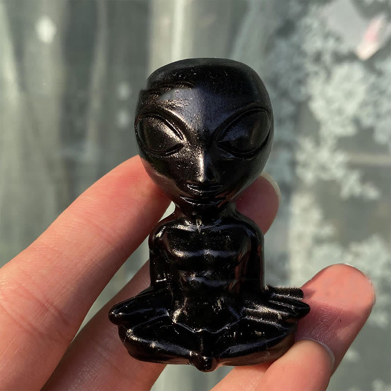 Olivenorma Natural Stones Alien Skull Carved Gemstone Decoration - Obsidian - image 4
