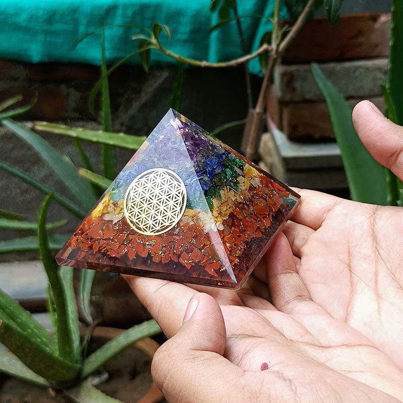 Olivenorma Chakra Flower Of Life Symbol Orgone Pyramid - image 2