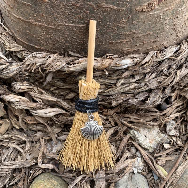 Olivenorma Handmade Mini Crystal Turtle Broom Ornament - Straw & Seashell - image 20