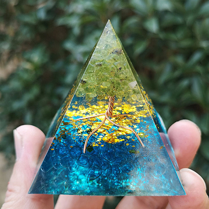 Olivenorma Aquamarine Peridot Tree Of Life Orgone Pyramid - 10*10cm - YES PLEASE $8 - image 0