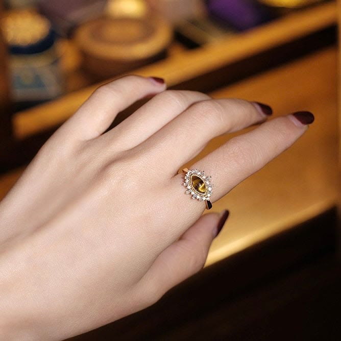 Olivenorma Natural Tiger Eye Vintage 18K Gold Ring - image 3