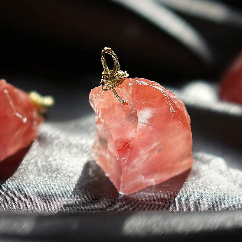 Red Quartz Grounding & Balancing Gemstone Neclace - image 2
